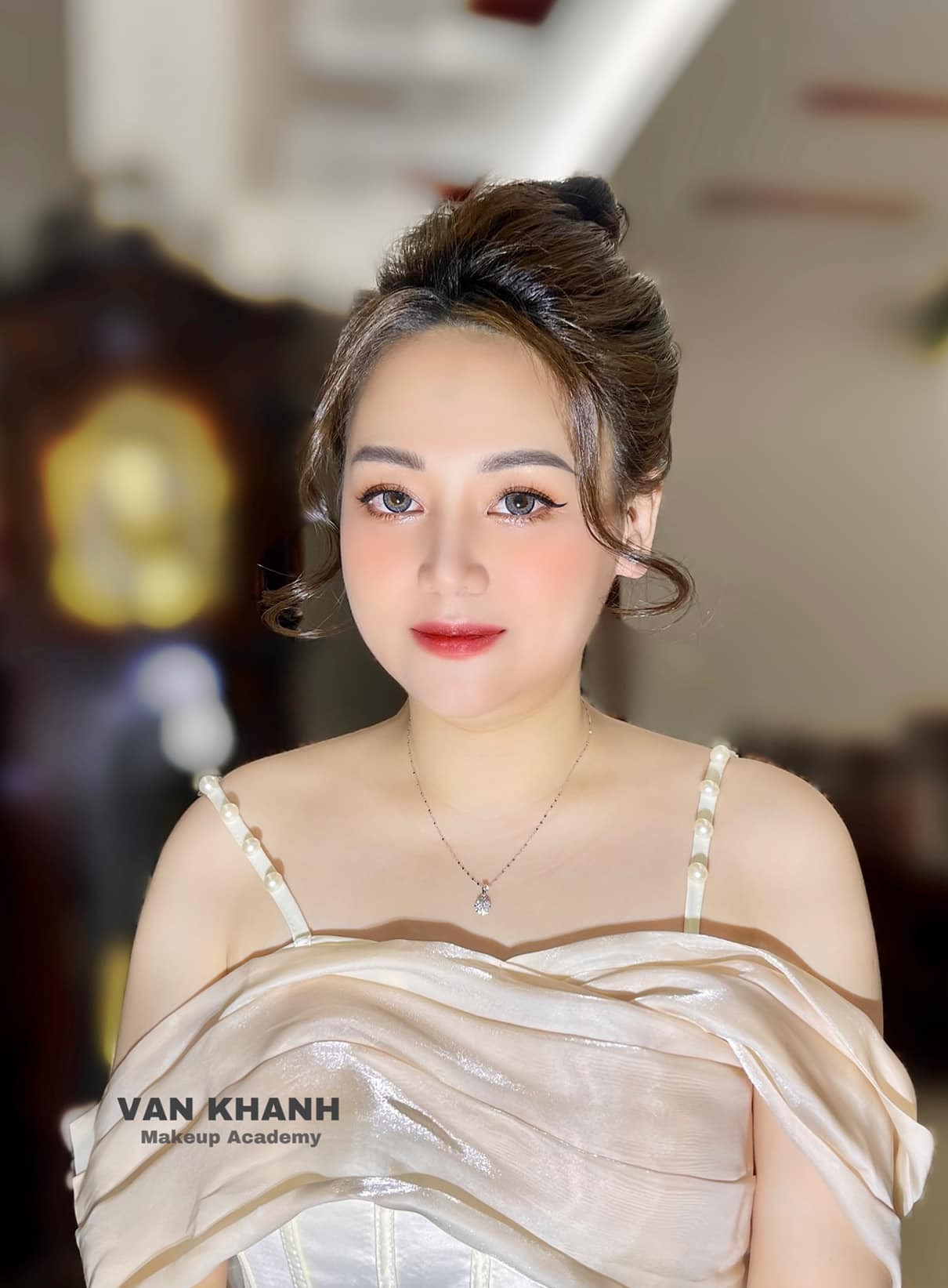 Vân Khánh Makeup